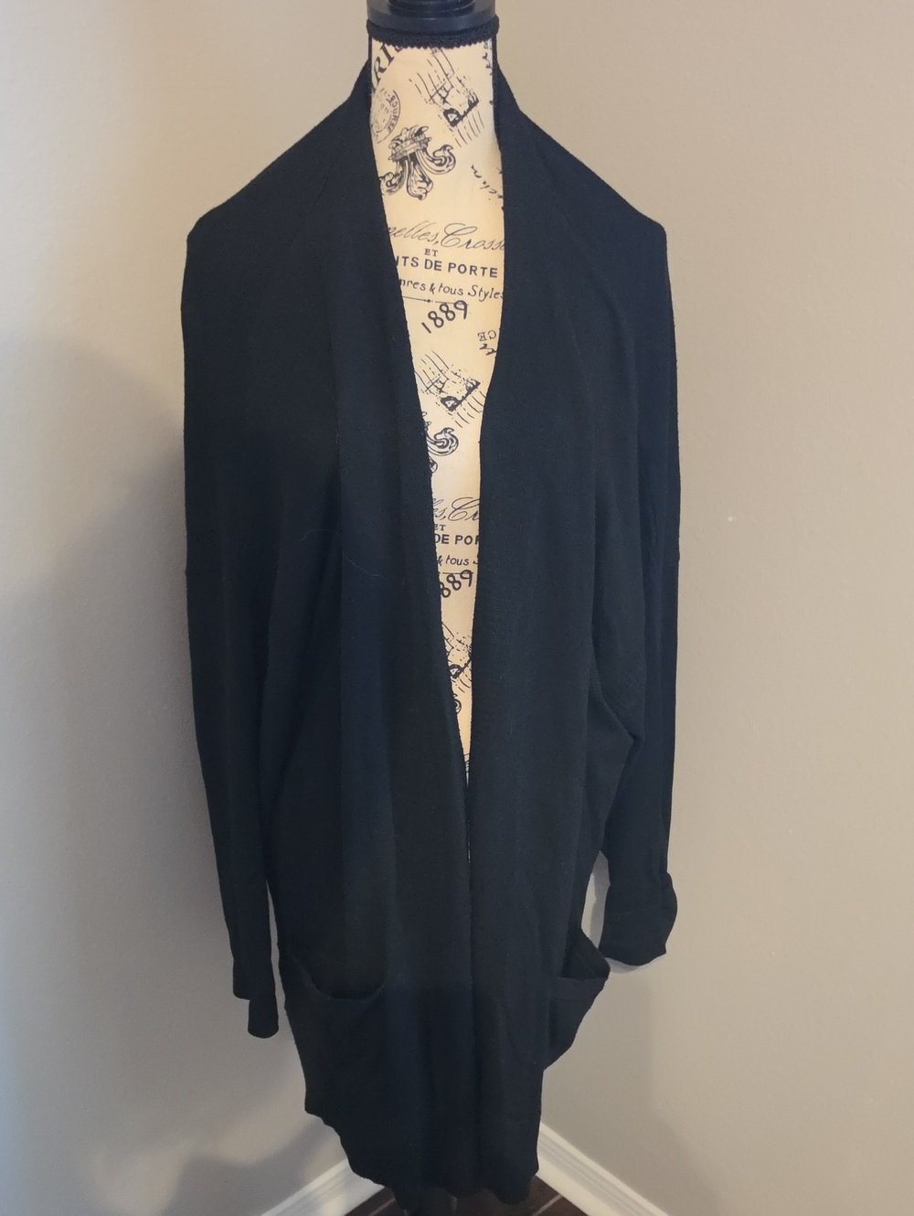 Women's Terra & Sky Black Open-Front Cardigan with Pockets Plus Size 4X